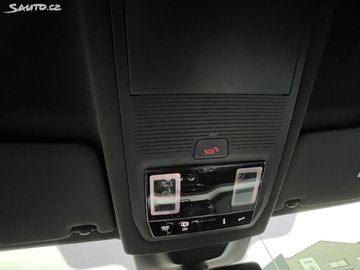 Car image 36