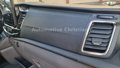 Car image 37
