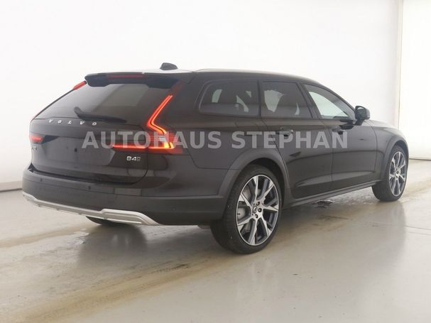 Volvo V90 Cross Country AWD B4 145 kW image number 2