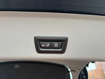 Car image 45