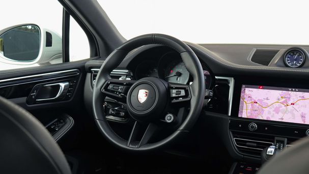 Porsche Macan GTS 324 kW image number 38