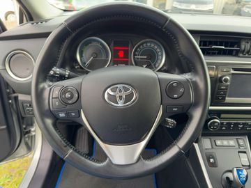 Car image 21