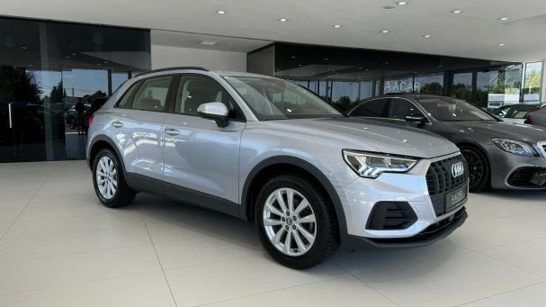 Audi Q3 35 TFSI S tronic 110 kW image number 6