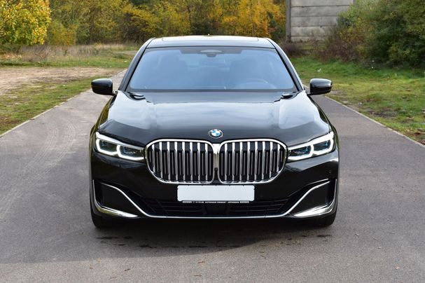 BMW 740d xDrive 250 kW image number 2