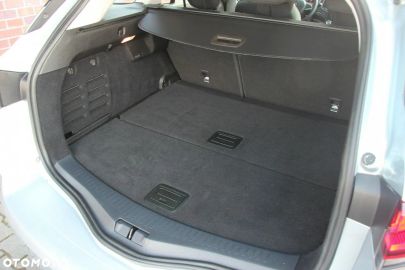 Car image 36