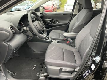 Car image 14