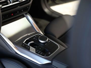 Car image 37