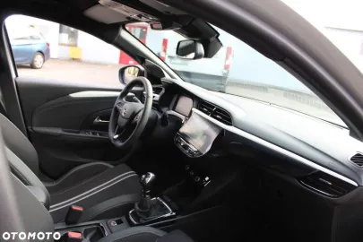 Car image 33