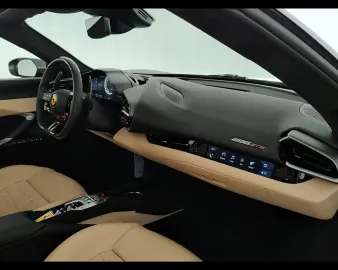 Car image 29