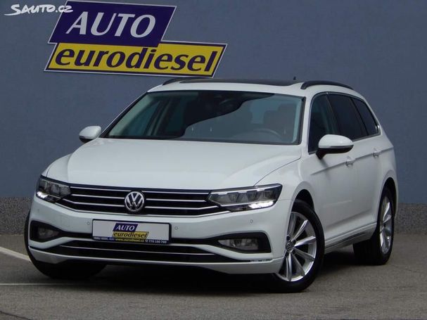 Volkswagen Passat 110 kW image number 1