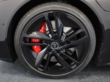 Car image 35
