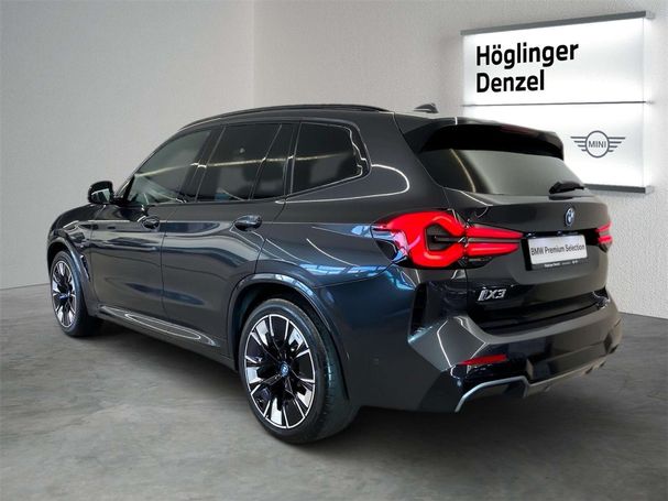 BMW iX3 M Sport 210 kW image number 10