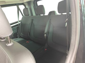 Car image 29