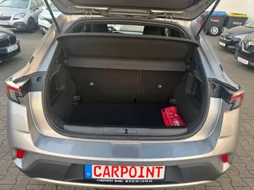 Car image 37