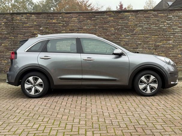 Kia Niro Hybrid 1.6 GDI 104 kW image number 9