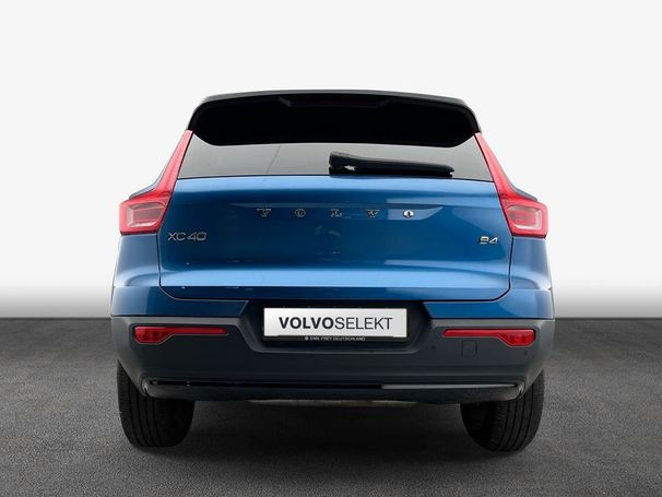 Volvo XC40 B4 R Design 145 kW image number 4