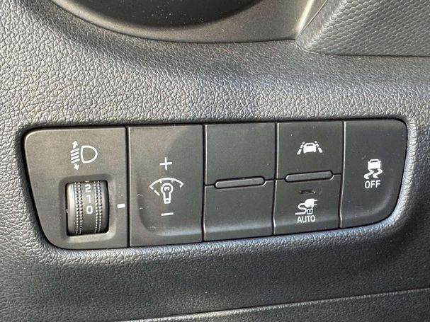 Hyundai Kona 64 kWh 150 kW image number 34