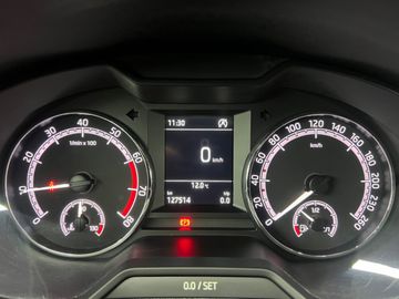 Car image 36