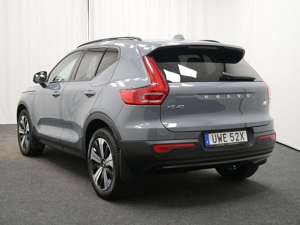 Volvo XC40 Recharge T4 Plus Dark 157 kW image number 4