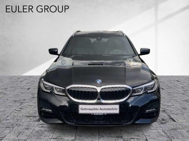 BMW 320d Touring xDrive 140 kW image number 2