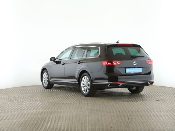 Volkswagen Passat Variant 2.0 TDI Elegance DSG 110 kW image number 3