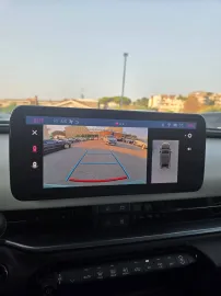 Car image 25