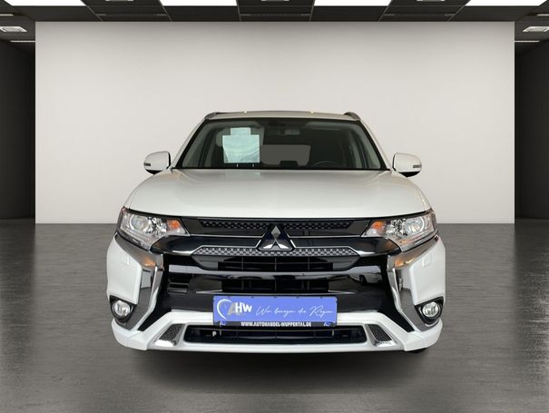 Mitsubishi Outlander 2.4 Plug-In Hybrid 165 kW image number 5