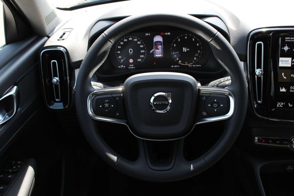 Volvo XC40 T2 Momentum 95 kW image number 19