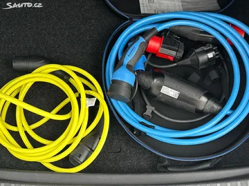 Car image 31