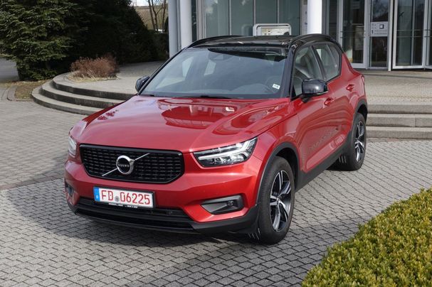 Volvo XC40 D3 AWD 110 kW image number 1