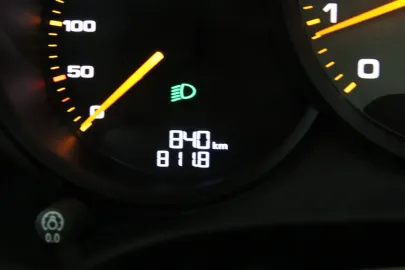 Car image 23