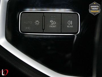 Car image 36