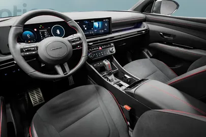 Car image 5