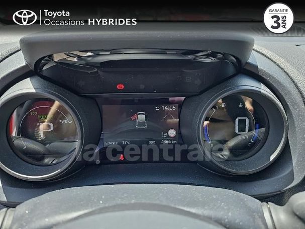 Toyota Yaris Hybrid 85 kW image number 8