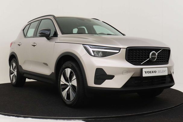 Volvo XC40 Recharge T4 Plus Dark 155 kW image number 30