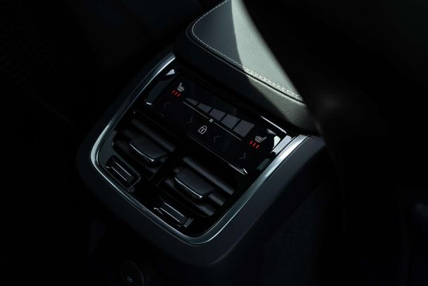 Volvo XC90 T8 Recharge AWD Ultimate 335 kW image number 7