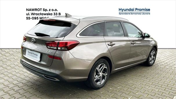 Hyundai i30 1.0 T-GDI Smart 88 kW image number 2