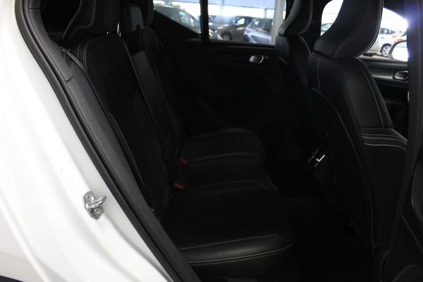 Volvo XC40 D3 110 kW image number 6