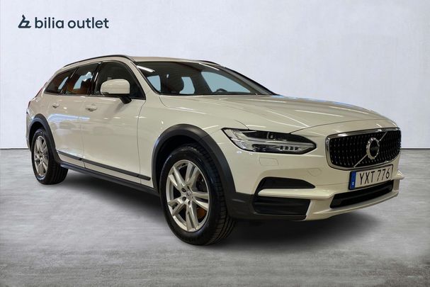 Volvo V90 Cross Country D4 AWD 140 kW image number 2