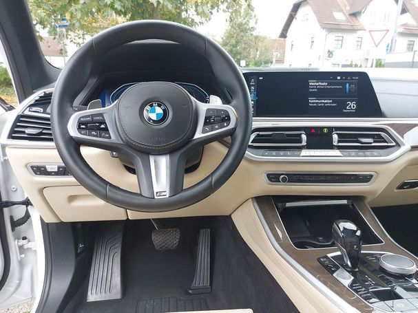 BMW X5 45e xDrive 290 kW image number 12