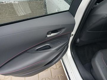 Car image 21