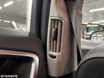Car image 39