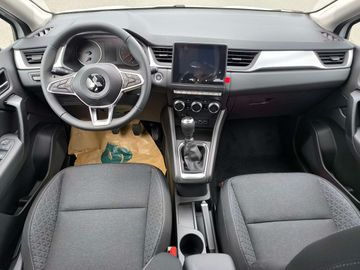 Car image 14