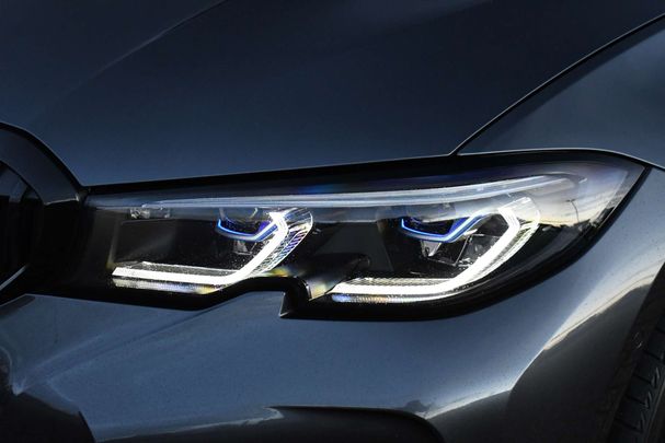 BMW 330 e Touring M Sport 215 kW image number 25