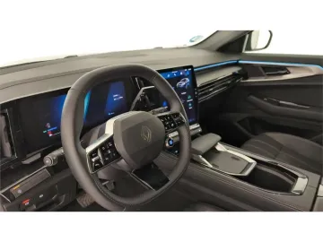 Car image 25