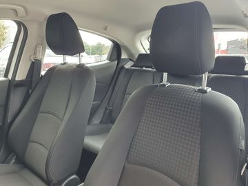 Car image 41