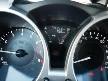 Car image 28