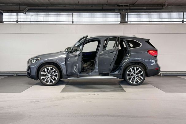 BMW X1 sDrive20i 141 kW image number 3