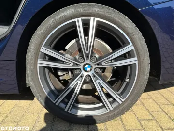 Car image 38