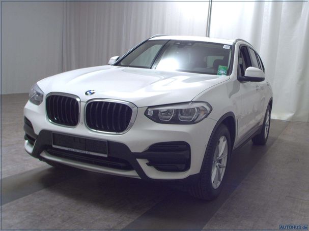 BMW X3 xDrive20d Advantage 140 kW image number 1